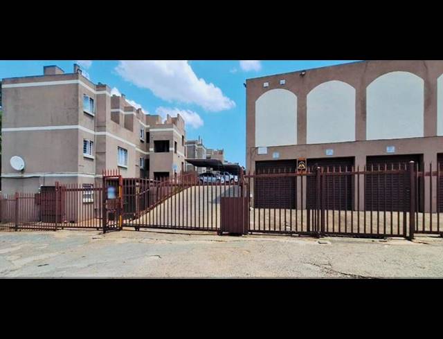 3 BEDROOM APARTMENT FOR SALE IN PRIMROSE